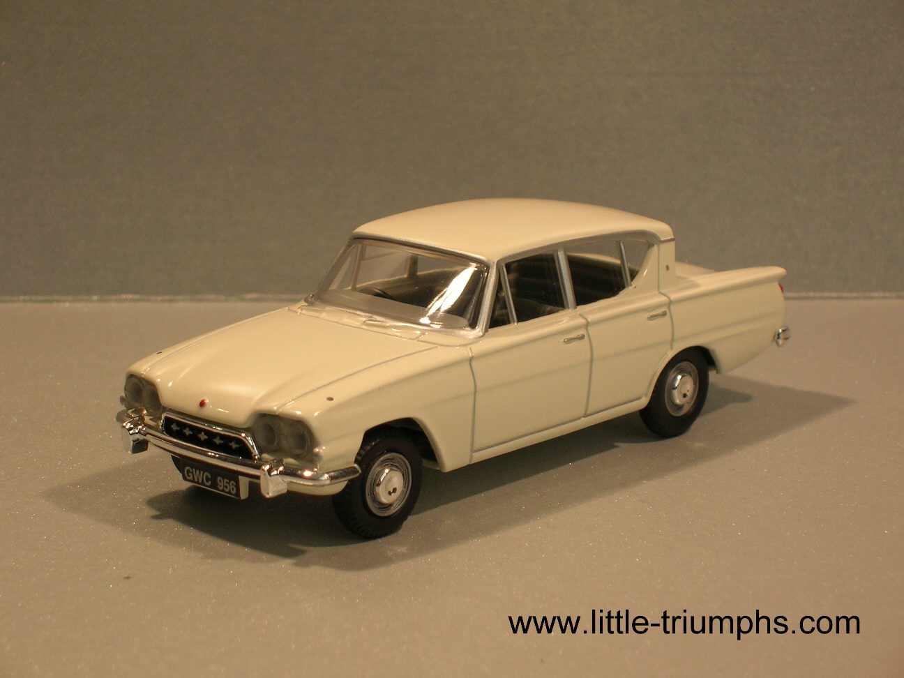 Ford Classic 109 E - Ermine White -